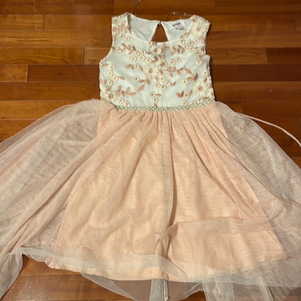 White and pink flower dress